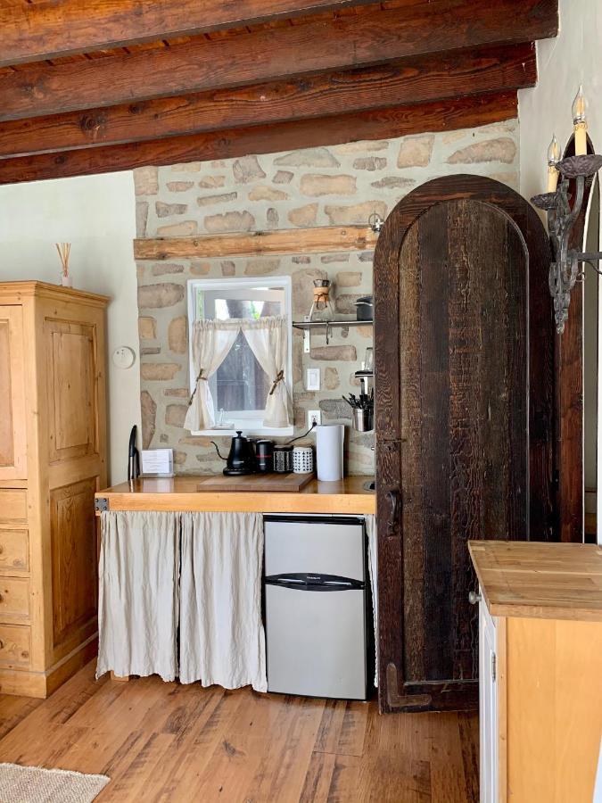 Under The Tuscan Sun Cottage In West Лос Анджелис Екстериор снимка