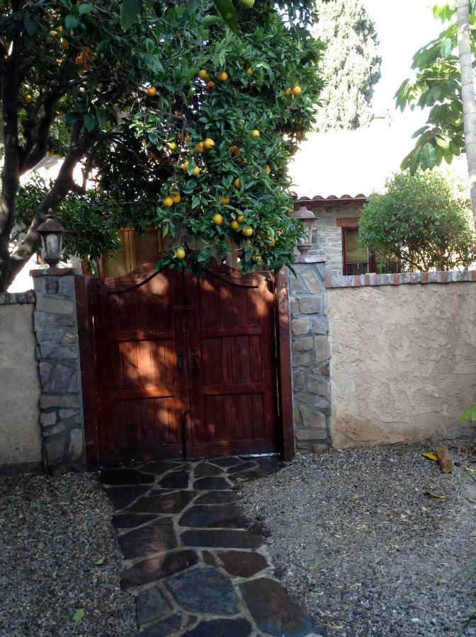 Under The Tuscan Sun Cottage In West Лос Анджелис Екстериор снимка